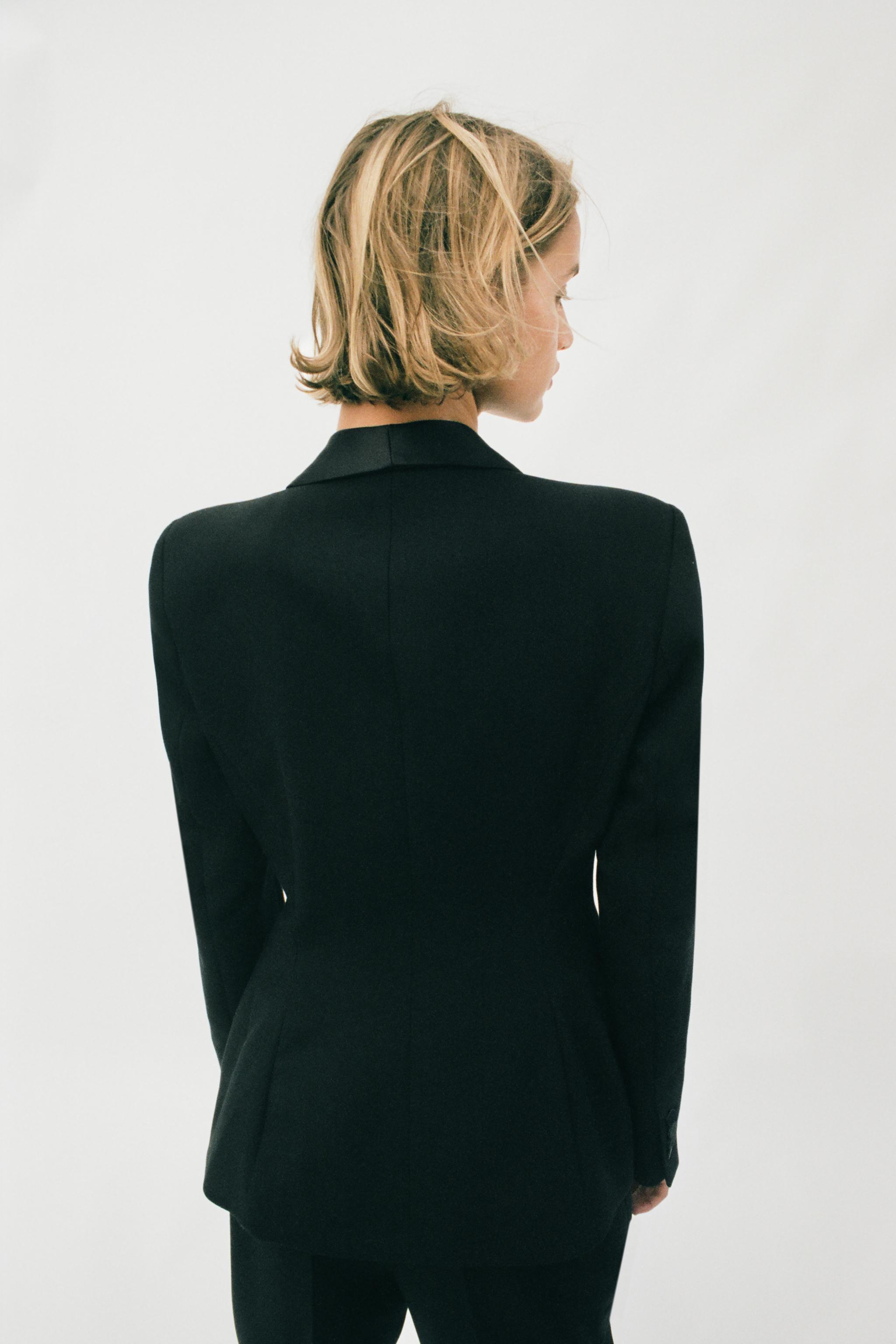 TAILORED TUXEDO BLAZER